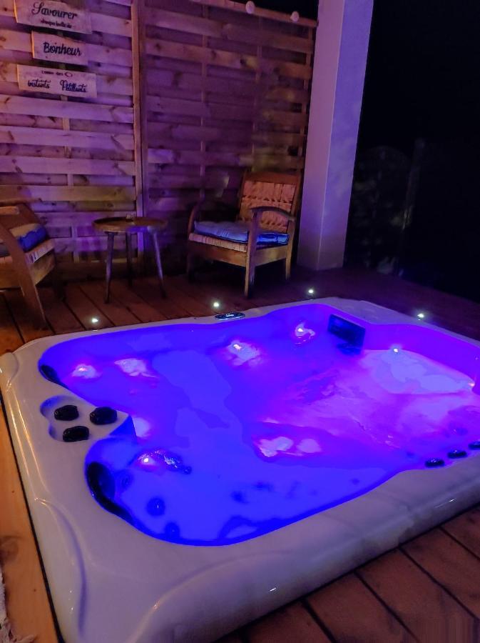 Magnifique petite villa avec jacuzzi l'attrape rêve Les Plantiers Exterior foto